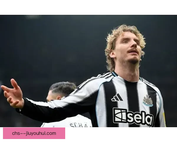 斯图加特前锋吉拉西身价飙升 英超三强展开激烈争夺