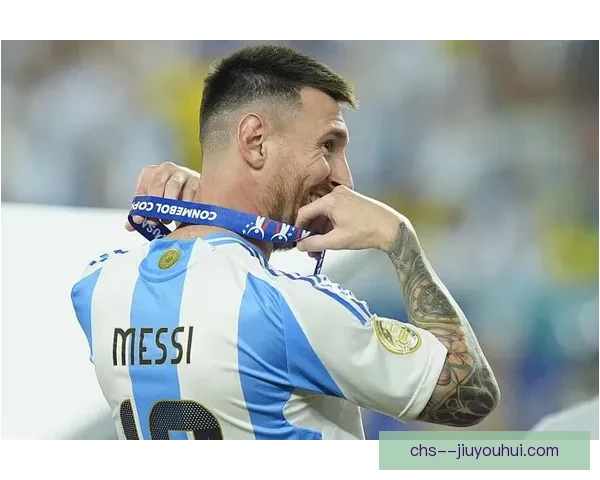 梅西美洲杯决赛伤退无奈落泪 追梦之路再度遭遇重创
